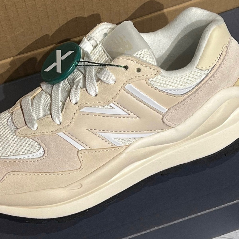 New Balance 57/40 Sea Salt Calm Taupe